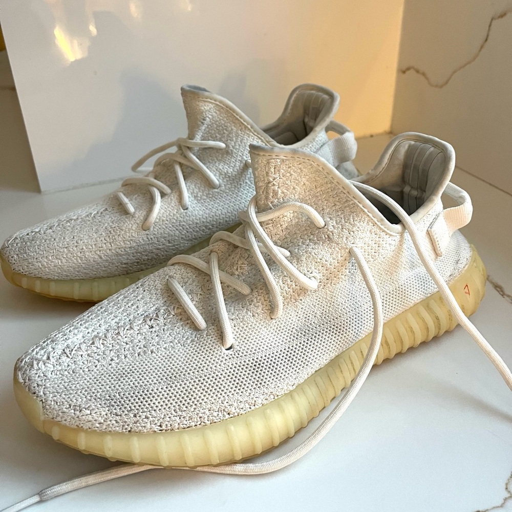 Adidas Yeezy Boost 350 V2 sneakers